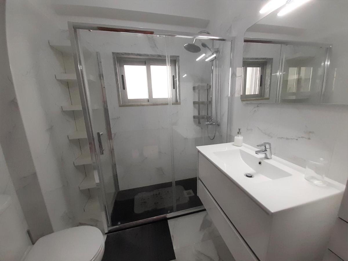 Vista Praia 16- Wifi, Remodelado, 80Mt Praia Quarteira Bagian luar foto