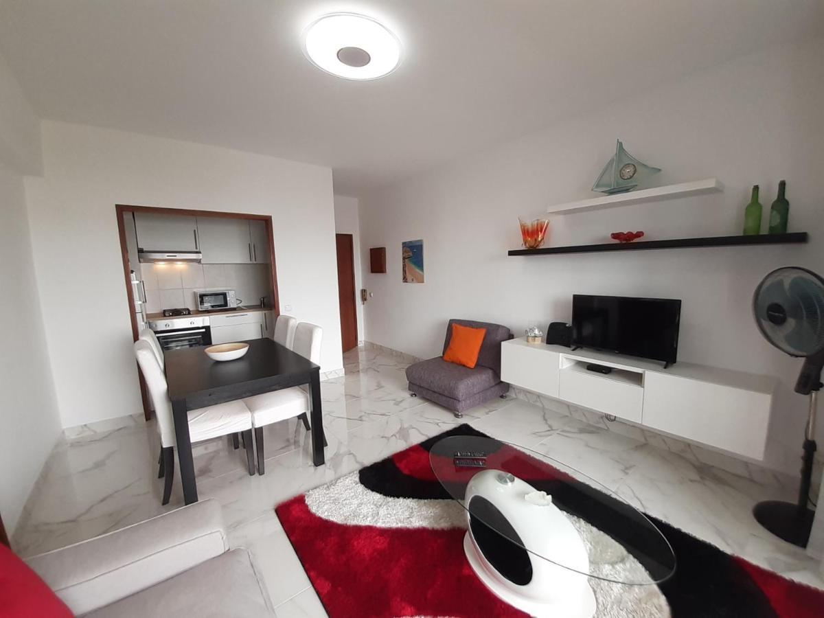 Vista Praia 16- Wifi, Remodelado, 80Mt Praia Quarteira Bagian luar foto
